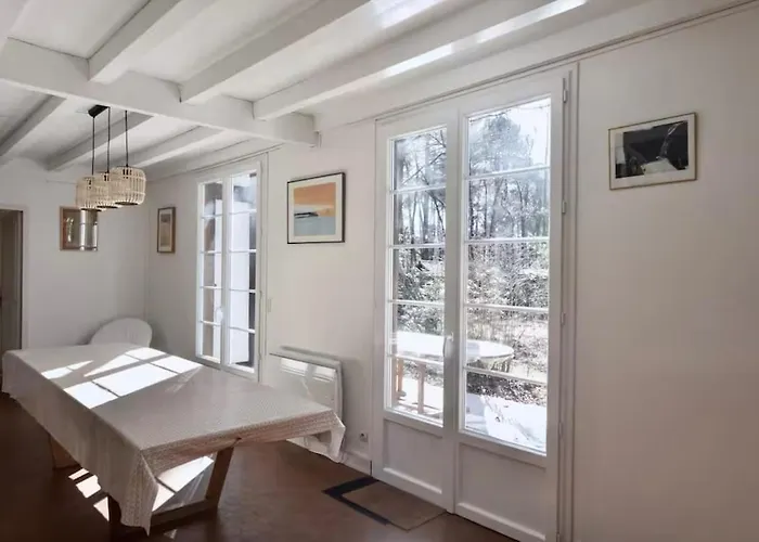 Maison 11p Au Calme Avec Clim Et Piscine Vakantiehuis *