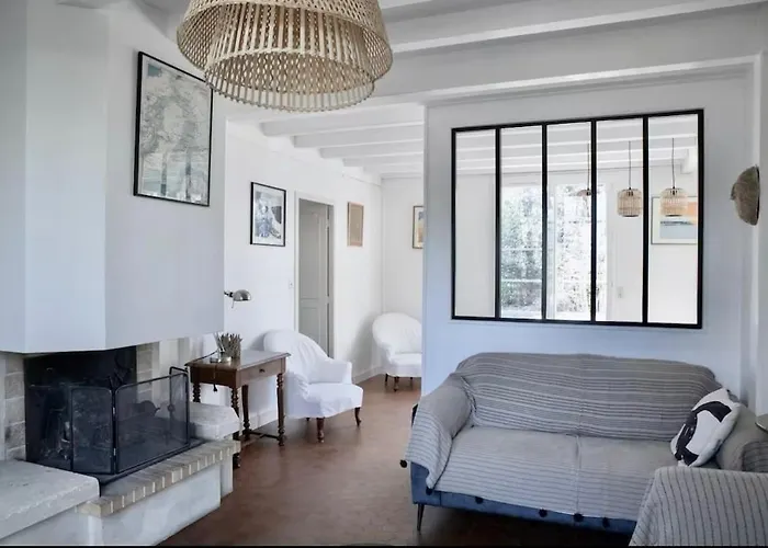 Maison 11p Au Calme Avec Clim Et Piscine Vakantiehuis